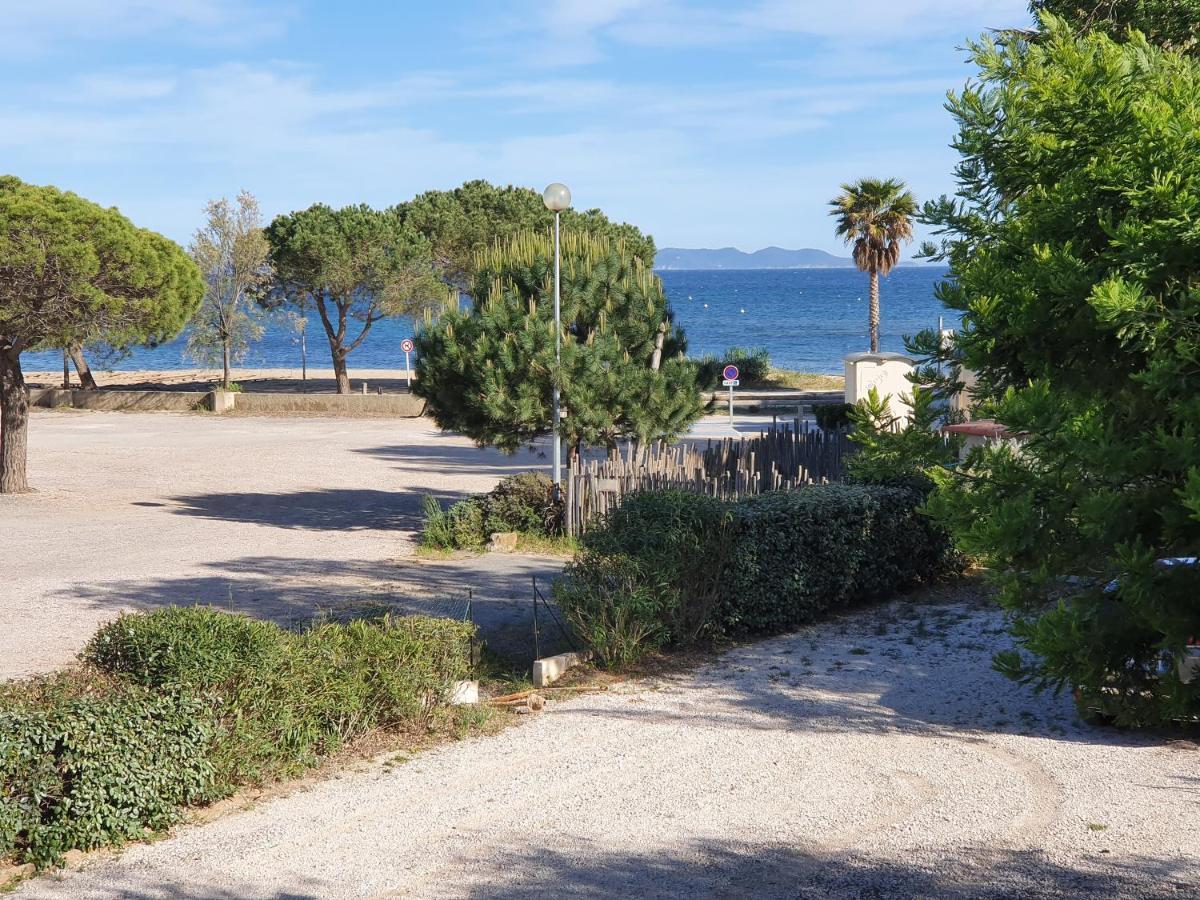 Studio Acces Direct A La Plage La Londe-les-Maures Bagian luar foto